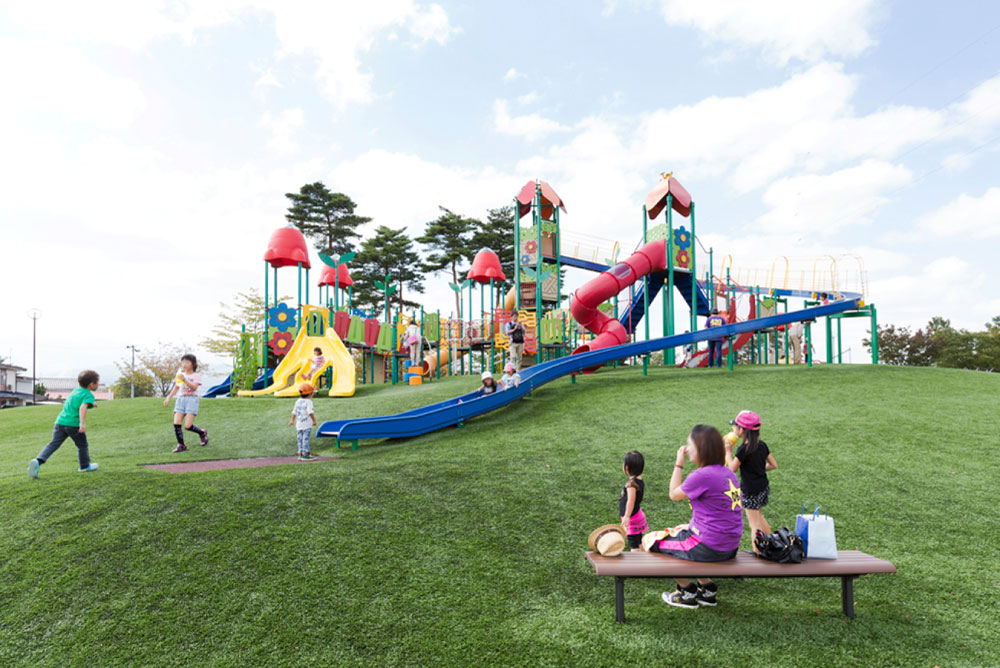 松川工業第1公園（福島市）写真提供：コトブキ