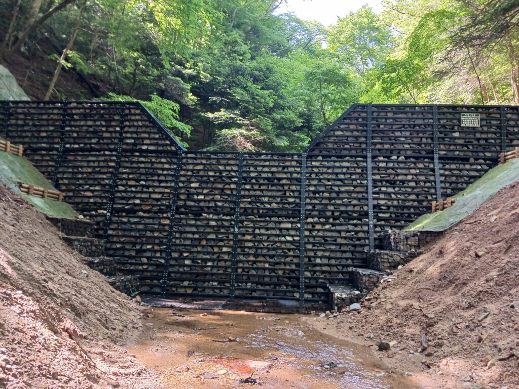 棚倉町　鋼製自在枠(日鉄建材)
