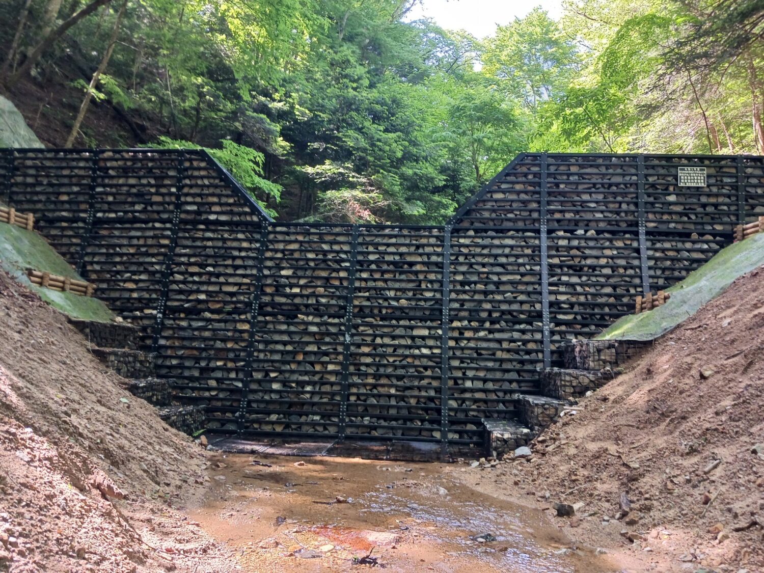鋼製自在枠(日鉄建材)（棚倉町）